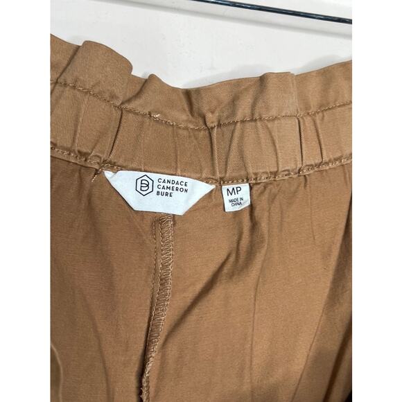 NWOT Candace Cameron Bure Petite Paper Bag Tie Waist Shorts Desert Size Medium - Picture 2 of 3